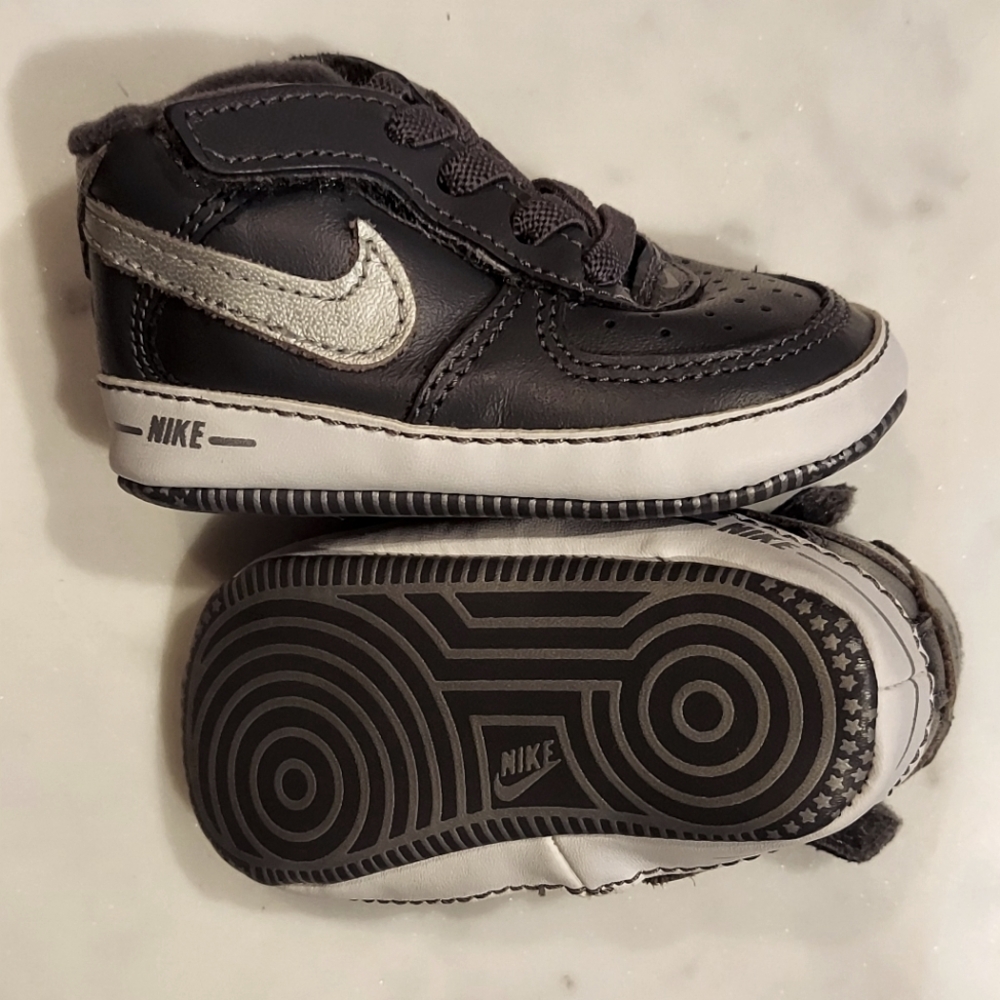 Nike Air Force 1 (CB) Crib Dark Grey Metallic Silver White Size 3C Toddler